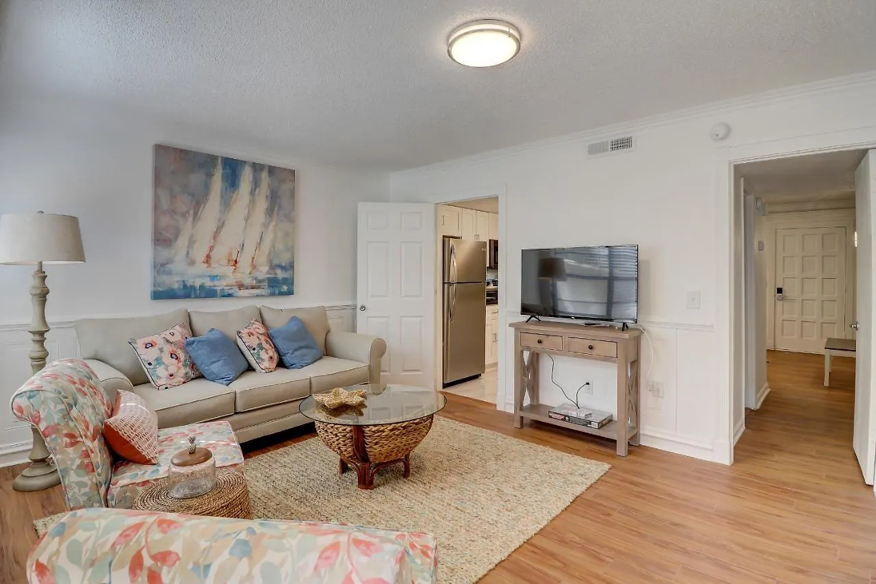 #114 Colorful Charming Condo 2Bdr/2 Parking Hilton Head Island